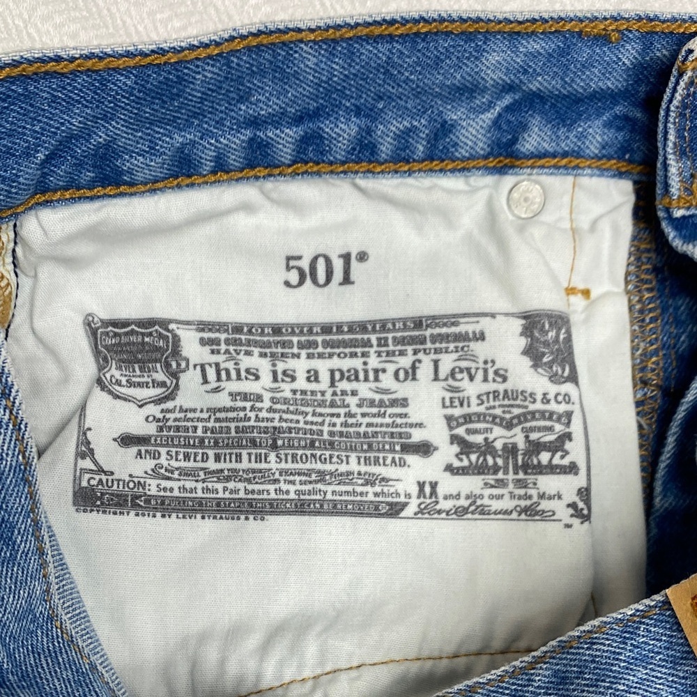 Levi’s 501 Distressed Cutoff Shorts | High Rise | W26 | 90s Grunge Vintage - Picture 4 of 8